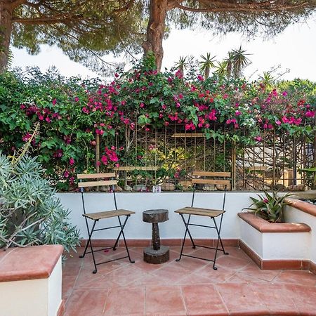 La Casa Davanti Al Mare Quartu SantʼElena Kültér fotó